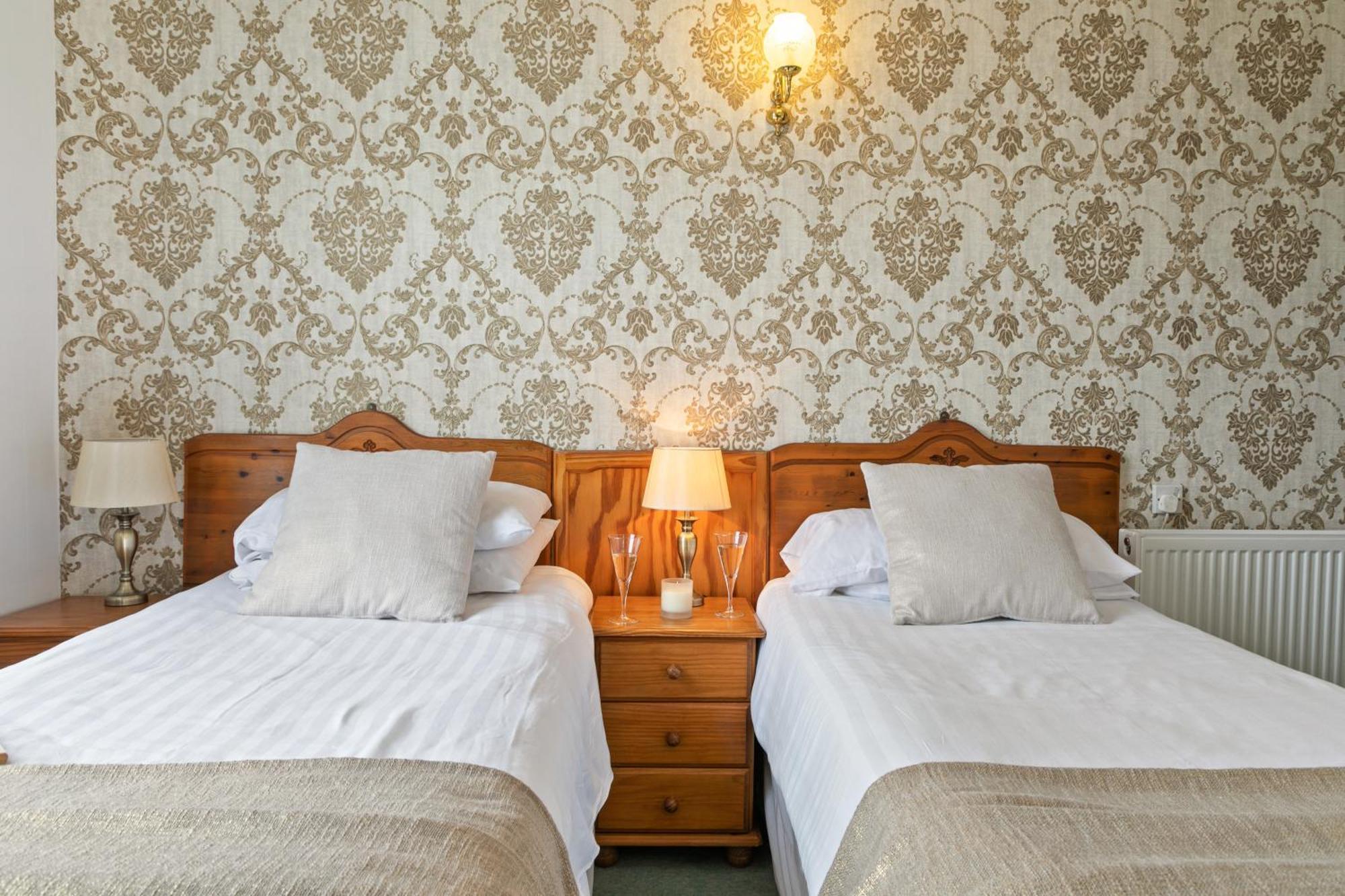 Seaways Hotel Пейнтон Екстер'єр фото