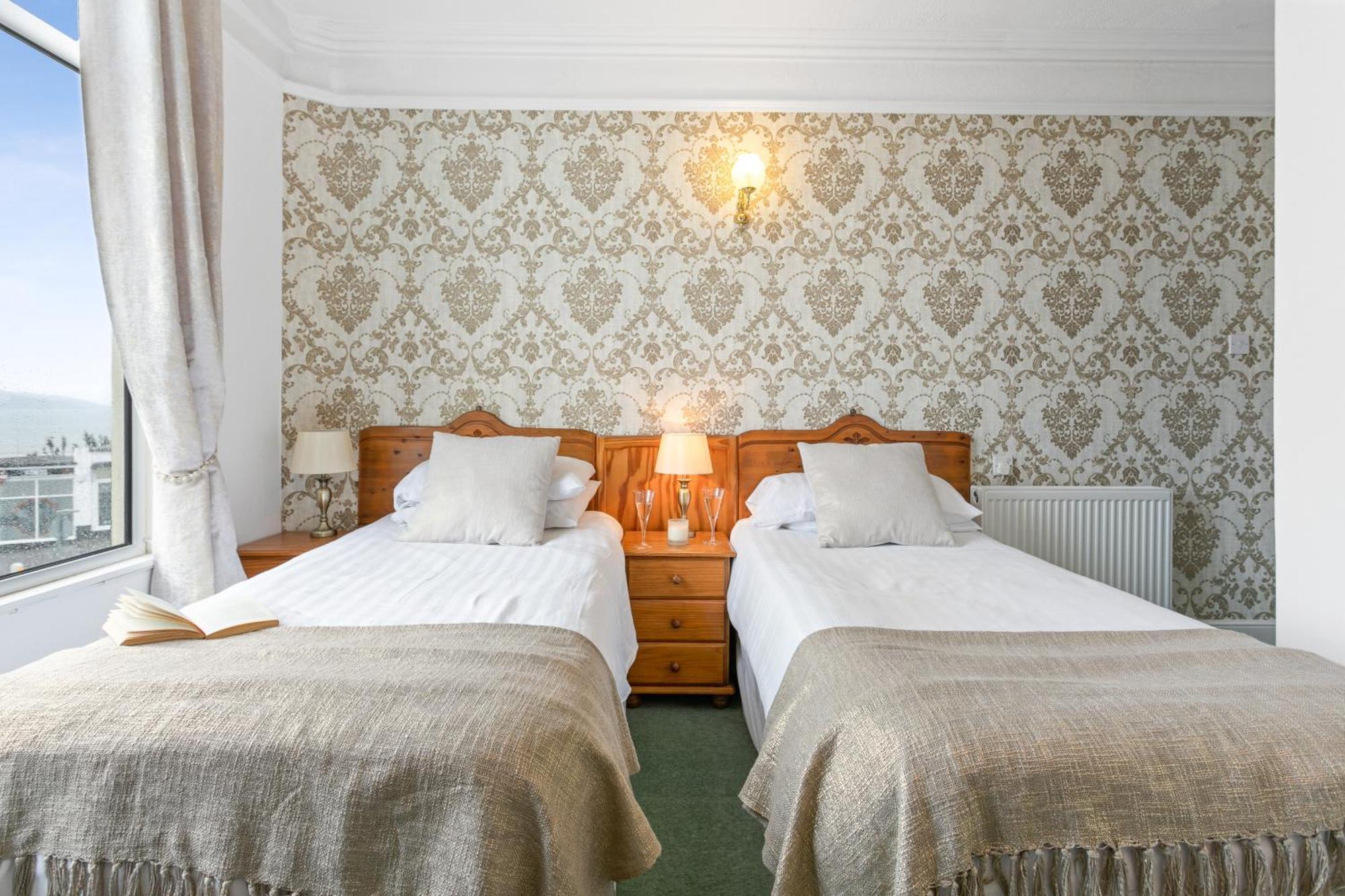 Seaways Hotel Пейнтон Екстер'єр фото